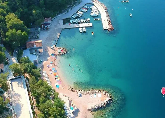 Apartamento Mit Terrasse Und Meerblick By Interhome