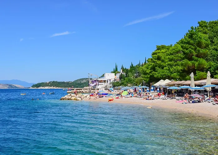 Mit Terrasse Und Meerblick By Interhome Apartamento Dramalj