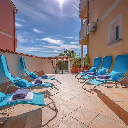 Mit Terrasse Und Meerblick By Interhome Apartment Dramalj